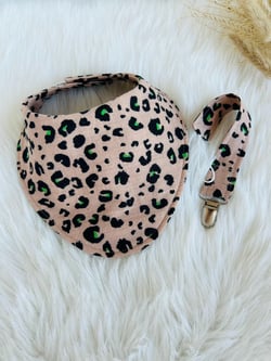 Stylish Muslin Bib for Baby Leopard Print Bib Baby Shower Gift Baby Girl Newborn Bib Set Animal Print Cotton Drool Bib Birthday Gift Set