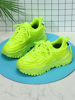 Women Fluorescent Green Shining Trendy Sports Shoes With Thick Soles, Increased Height, Low-Cut Design, Retro And Fashionable Chunky Sneakers, Suitable For Fitness, Night Parties, Running, Etc.